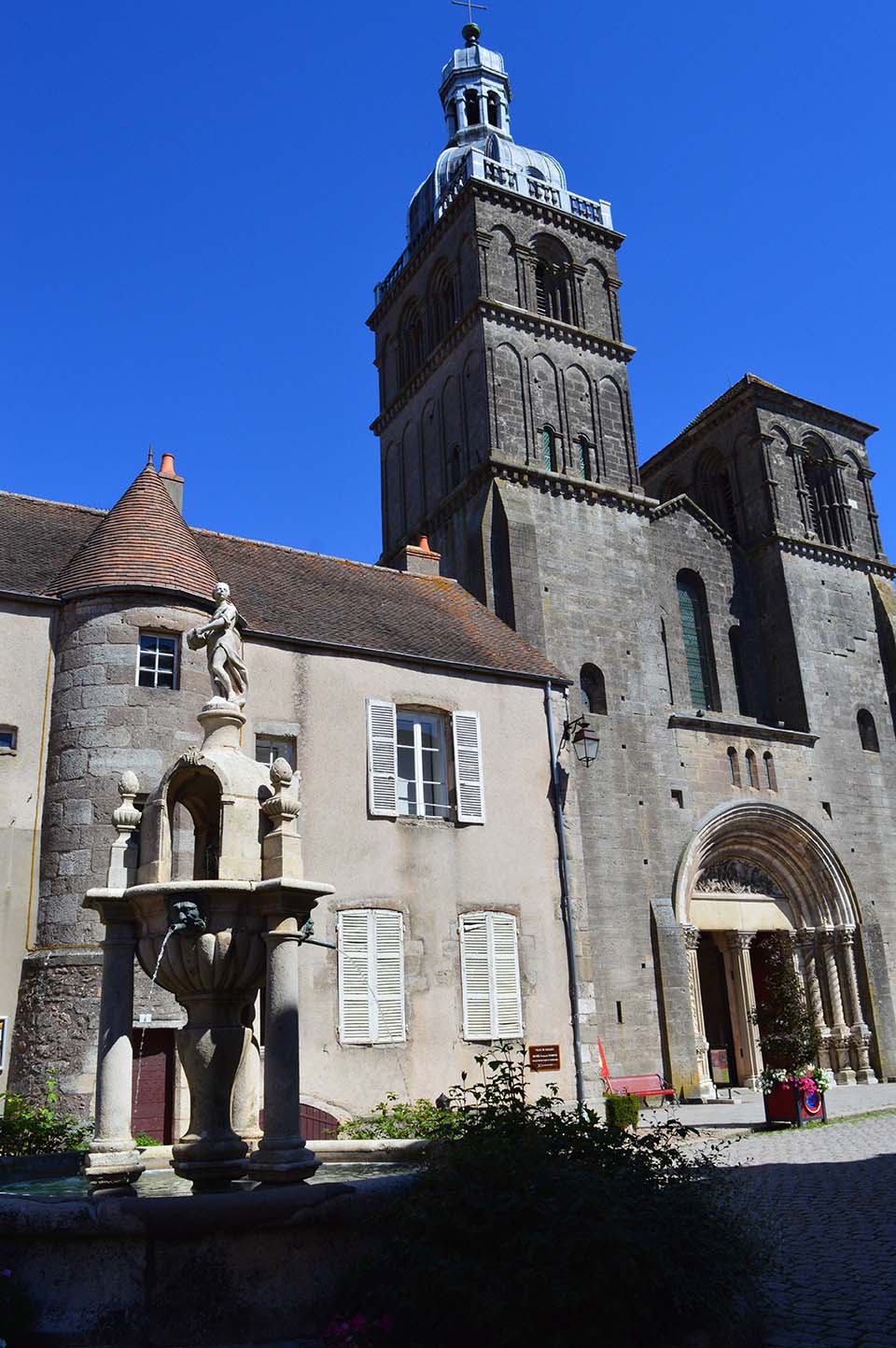 basilique de Saulieu