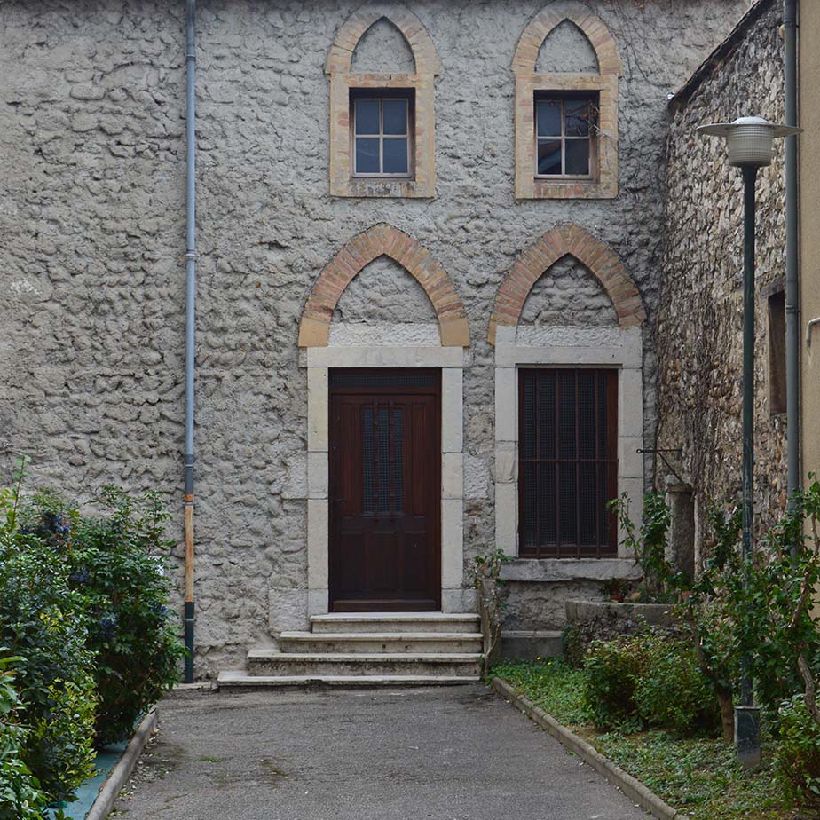 portes et fenêtres église st peray